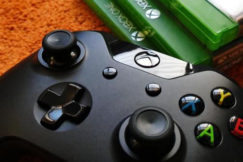 Spela musik på Xbox One